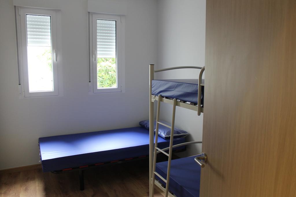 Pension-Albergue Puente Ribeira ساريا الغرفة الصورة